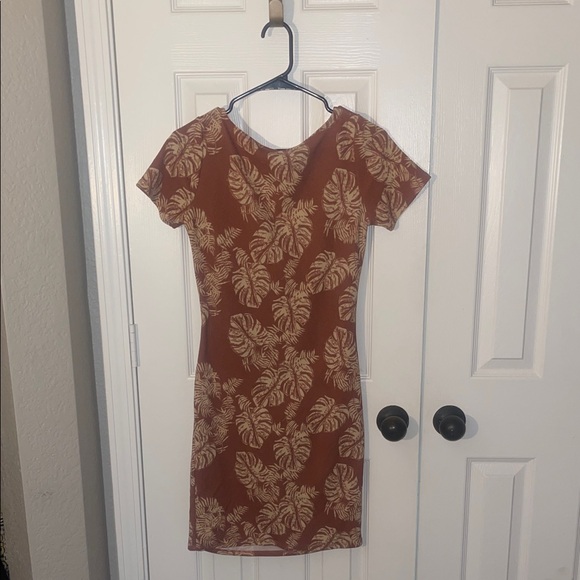 Pinkblush Terracotta Leaf Print Mini Dress - Picture 3 of 5